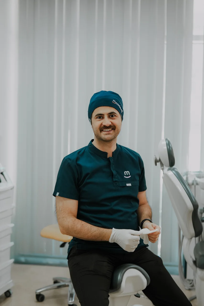 Dr. Dt. Ahmet Murat Artuç